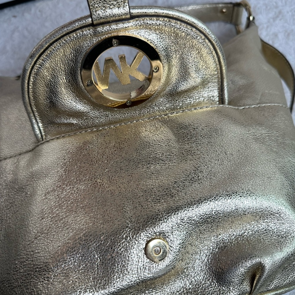 Michael Kors Gold Metallic Bag pristine condition - Picture 13 of 17